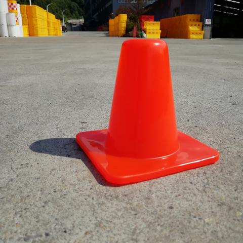 15cm 0.26 kg 全橙色 PVC 路锥